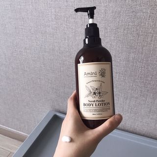 아미니 플라워테라피 바디로션  500ml 시리즈 — 5점을 준 리뷰어가 2021년 1월 올린 사용 사진