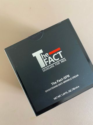 The Fact 더팩트 에스에프엔 브라이트닝 안티 링클 크림 50ml — 5점을 준 리뷰어가 2022년 5월 올린 사용 사진