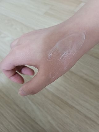 Dr.느루벗 느루벗 모이스쳐 24 크림 — 5점을 준 리뷰어가 2021년 3월 올린 사용 사진