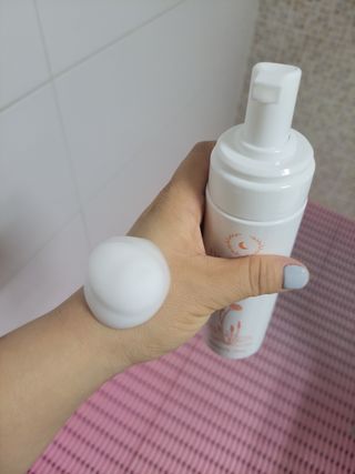 MF프리 [닥터문] 유산균 락토케어 질경초 여성청결제 200ml (폼타입) — 5점을 준 리뷰어가 2022년 7월 올린 사용 사진