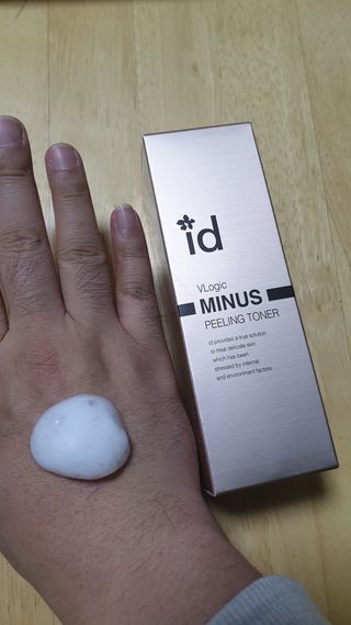아이디플라코스메틱 아이디 브이로직 마이너스 필링 토너 110ml — 4점을 준 리뷰어가 2022년 1월 올린 사용 사진