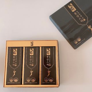 헬스업_천명진프리미엄홍삼스틱_10ml x 30포 — 5점을 준 리뷰어가 2021년 2월 올린 사용 사진