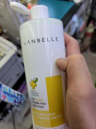 랑벨 내츄럴 딥 클렌징 워터 500ml — 5점을 준 리뷰어가 2022년 6월 올린 사용 사진