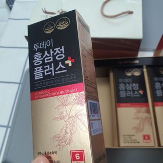 서울약사신협_투데이홍삼정플러스스틱_10g x 30포 — 5점을 준 리뷰어가 2021년 6월 올린 사용 사진
