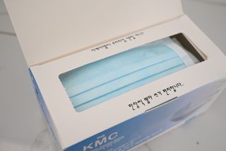 건강누리인터내셔날 (마스크 특집) 7DAYS 컬러마스크 (컬러7매)+ KMC 프리미엄 덴탈마스크(50매) — 5점을 준 리뷰어가 2022년 7월 올린 사용 사진