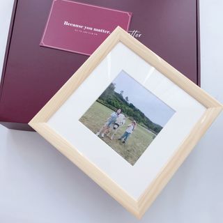 니은기억 휴대폰 속 인생샷을 담는 인생샷 액자 이태리 수입산 원목 프레임 — 5점을 준 리뷰어가 2021년 6월 올린 사용 사진