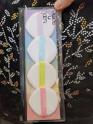 [툴앤썸] 메이크업 브러시로 바르고 호빵 스펀지로 클렌징하는 A-Z 뷰티툴 5종 — 5점을 준 리뷰어가 2021년 1월 올린 사용 사진