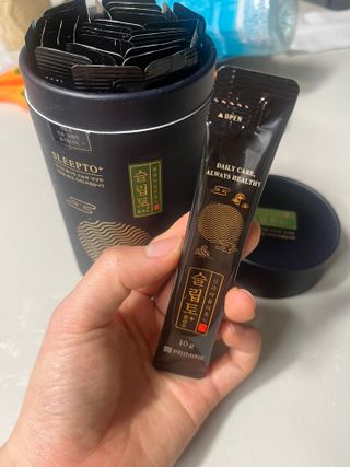 프리마인 자체 기업부설 연구소에서 찾아낸 건강한 수면의 비밀.  슬립토 플러스 30포 — 4.5점을 준 리뷰어가 2023년 4월 올린 사용 사진