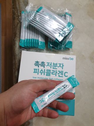 미스비 촉촉 저분자 피쉬콜라겐C — 5점을 준 리뷰어가 2021년 7월 올린 사용 사진