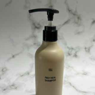 패스트힐(fast heal) 패스트힐 탈모증상완화샴푸 470ml — 5점을 준 리뷰어가 2023년 9월 올린 사용 사진