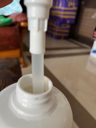 [닥터문] 센텔라 시카케어 화이트머스크 바디워시 1000ml — 5점을 준 리뷰어가 2023년 8월 올린 사용 사진