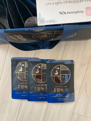 광동생활건강 [광동] 바르게 만든 녹용, 광동정녹청 — 5점을 준 리뷰어가 2021년 11월 올린 사용 사진