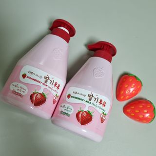 [과일나라] 피부가 마시는 딸기우유 바디클렌저&바디로션 — 4점을 준 리뷰어가 2022년 2월 올린 사용 사진