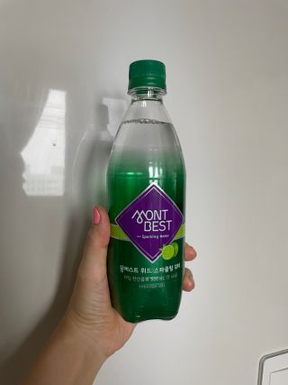 몽베스트 Montbest with Sparkling water Lime20병 — 4.5점을 준 리뷰어가 2023년 2월 올린 사용 사진