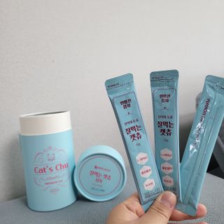 페페로니 잘 먹는 캣츄 - 원양선 참치 24개입 — 5점을 준 리뷰어가 2021년 10월 올린 사용 사진