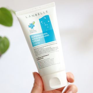 랑벨 수퍼내츄럴 아쿠아 수딩 크림 100ml — 4.5점을 준 리뷰어가 2022년 5월 올린 사용 사진