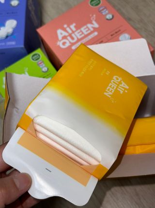 에어퀸 뉴브레스 유기농 생리대 4종 (팬티라이너 20P + 중형 10P + 대형 10P + 오버나이트 8P)_체험단 — 5점을 준 리뷰어가 2024년 6월 올린 사용 사진