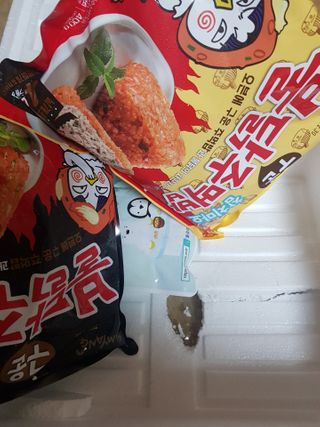 삼양냉동 [삼양] 불닭참치마요구운주먹밥+불닭볶음김치구운주먹밥 2세트구성 — 4점을 준 리뷰어가 2021년 2월 올린 사용 사진