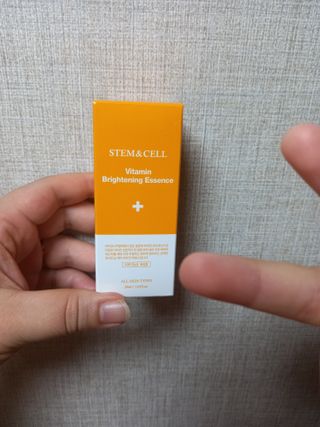 체르엠 스템앤셀 비타민 브라이트닝 에센스 30ml 1개 — 5점을 준 리뷰어가 2021년 10월 올린 사용 사진