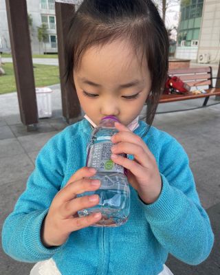 몽베스트 [MONTBEST] 330mL 20병 — 5점을 준 리뷰어가 2022년 4월 올린 사용 사진