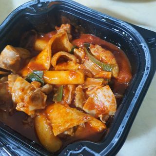 한성기업 무볼레 닭떡볶이+해물떡볶이 2종 세트 — 5점을 준 리뷰어가 2021년 10월 올린 사용 사진