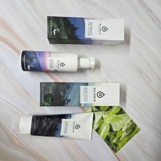 오일아리아 뉴트리 모이스처라이징 세사미 씨드 오일로션 & 데일리 디톡스 세사미 그라운즈 바디스크럽 — 5점을 준 리뷰어가 2023년 6월 올린 사용 사진