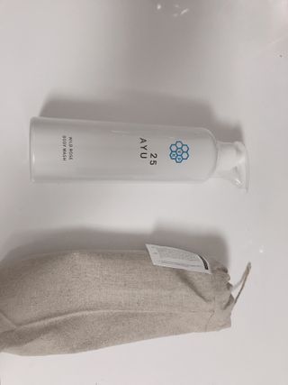 AYU25[아유트웬티파이브]피부 진정, 보습 와일즈 로즈 바디워시 — 5점을 준 리뷰어가 2021년 3월 올린 사용 사진