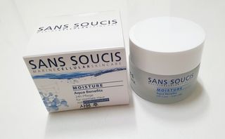 산수시 아쿠아 베네핏 24h 수부지 물광 속건조 수분크림 50ml — 5점을 준 리뷰어가 2021년 6월 올린 사용 사진