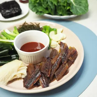 마라도푸드 포항 구룡포 햇 과메기 야채세트 마라도회식당 꽁치 — 4.5점을 준 리뷰어가 2023년 10월 올린 사용 사진