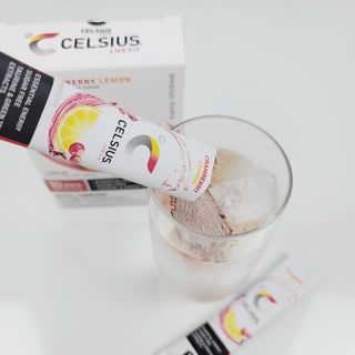 셀시어스 온더고 에너지 비타민 피트니스 드링크 파우더 (10sticks) 다이어트 음료 — 4점을 준 리뷰어가 2022년 5월 올린 사용 사진