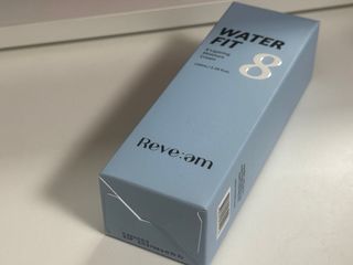 나우 [리브엠]피부 속부터 겹겹이, 촘촘하게! 워터핏8중 수분착붙 크림 — 5점을 준 리뷰어가 2025년 5월 올린 사용 사진