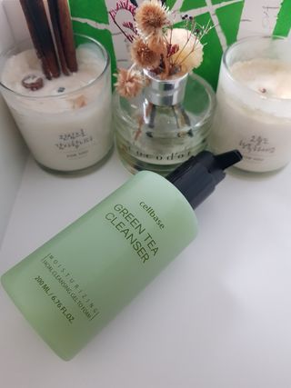 프리마인 메이크업과 들뜨는 각질까지 한방에 깐달걀로! 순하기까지한 셀베이스 그린티클렌저(200ml) — 5점을 준 리뷰어가 2023년 4월 올린 사용 사진