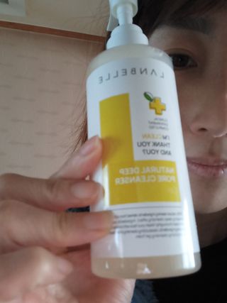 랑벨 내츄럴 딥 포어 클렌저 210ml (저자극 약산성 천연 클렌징 젤) — 5점을 준 리뷰어가 2022년 3월 올린 사용 사진