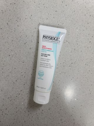 피지오겔 레드수딩 시카밸런스 크림 50ml — 5점을 준 리뷰어가 2022년 4월 올린 사용 사진