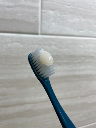 [심폐소생소] 무불소 임산부 천연 치약 — 5점을 준 리뷰어가 2021년 8월 올린 사용 사진