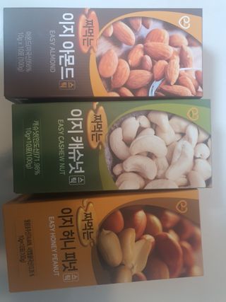 짜먹는 이지견과 짜먹는 이지아몬드, 짜먹는 이지허니피넛, 짜먹는 이지캐슈넛 각 10g X  10포 — 5점을 준 리뷰어가 2021년 3월 올린 사용 사진