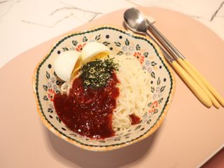 [한면원] 비빔국수 2인분 — 3.5점을 준 리뷰어가 2022년 8월 올린 사용 사진