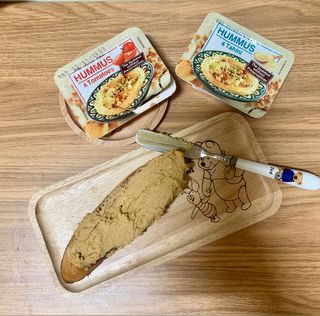 [유픽]간편하게 즐기는 고단백 상온보관 후무스 2종, 총 4개 토마토맛/타히니맛[올리브맛 제외] — 5점을 준 리뷰어가 2021년 2월 올린 사용 사진