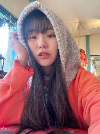 MAPLESYRUPFACTORY 메이플 피그먼트 맨투맨 8.COL — 2.5점을 준 리뷰어가 2022년 12월 올린 사용 사진
