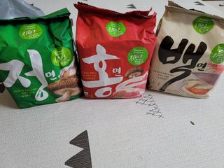 [풀무원] 자연은맛있다 정면, 백면, 홍면  세트 — 4점을 준 리뷰어가 2021년 4월 올린 사용 사진