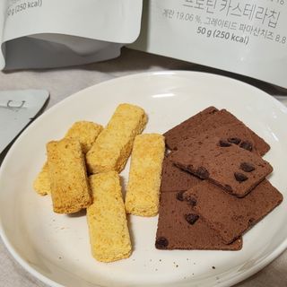 신상품) 딜라이트 프로젝트 프로틴  브라우니칩/ 카스테라칩 총 6EA — 4점을 준 리뷰어가 2022년 6월 올린 사용 사진
