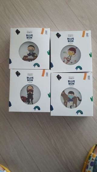 [블루 본 아이노우] 유아용 컬러마스크 40 PCS SET 2중 택 1 — 5점을 준 리뷰어가 2021년 4월 올린 사용 사진