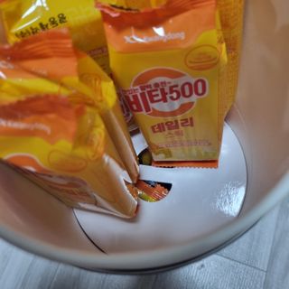 광동생활건강 [광동] 제니비타민C 비타500데일리스틱 180포+제니등신대+제니스티커 — 5점을 준 리뷰어가 2021년 12월 올린 사용 사진