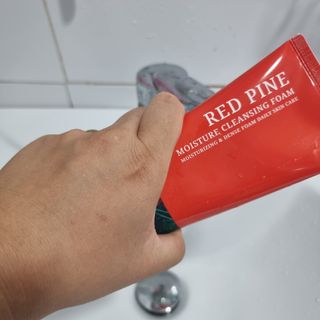 메르센보떼 레드파인 모이스춰 클렌징 폼 170ml — 5점을 준 리뷰어가 2022년 8월 올린 사용 사진
