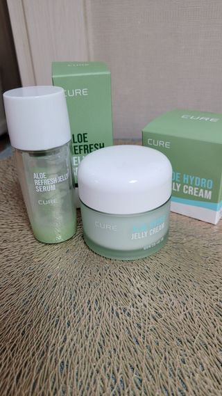 김정문알로에 큐어 큐어 알로에 리프레쉬 젤리 세럼, 큐어 알로에 하이드로 젤리 크림 — 5점을 준 리뷰어가 2021년 3월 올린 사용 사진