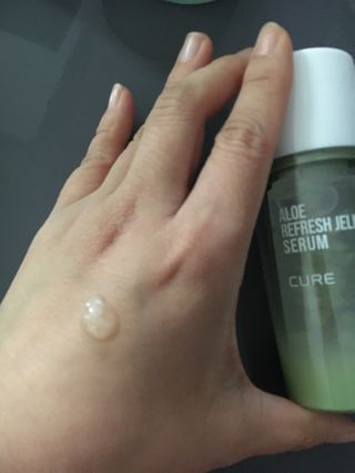 김정문알로에 큐어 큐어 알로에 리프레쉬 젤리 세럼, 큐어 알로에 하이드로 젤리 크림 — 5점을 준 리뷰어가 2021년 3월 올린 사용 사진