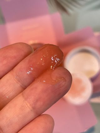 [구매평] 무화 비건 딥클린 팩클렌저 150ml( with 나이아신아마이드) — 5점을 준 리뷰어가 2025년 8월 올린 사용 사진