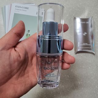 나우 [리브엠] 화해 1등 수분앰플 , 엑소코어 워터풀 텐션 앰플 — 5점을 준 리뷰어가 2023년 7월 올린 사용 사진