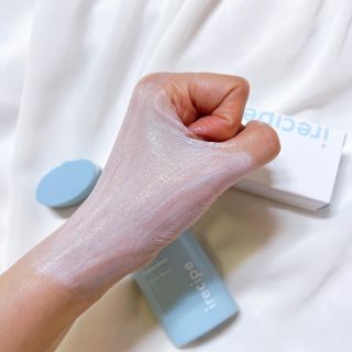 아이레시피 마일드 히알루로닉 모이스트 업 선스크린 SPF50+ PA++++ — 5점을 준 리뷰어가 2023년 6월 올린 사용 사진