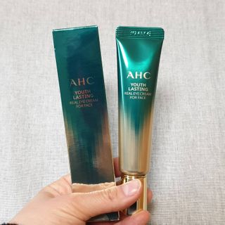 [NEW 탄력유턴 아이크림] AHC 유스 래스팅 리얼 아이크림 포 페이스 — 5점을 준 리뷰어가 2021년 3월 올린 사용 사진